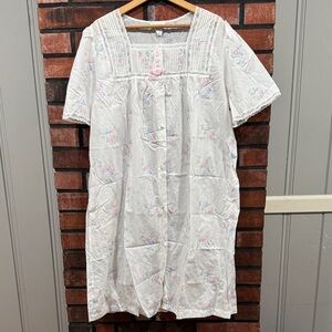 Barbizon Floral Embroidered Nightgown